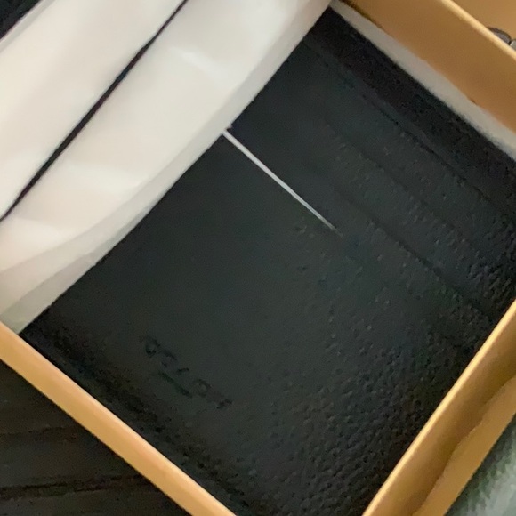 Coach Wallet ID Card Case and Key Fob Gift Set - Picture 8 of 9